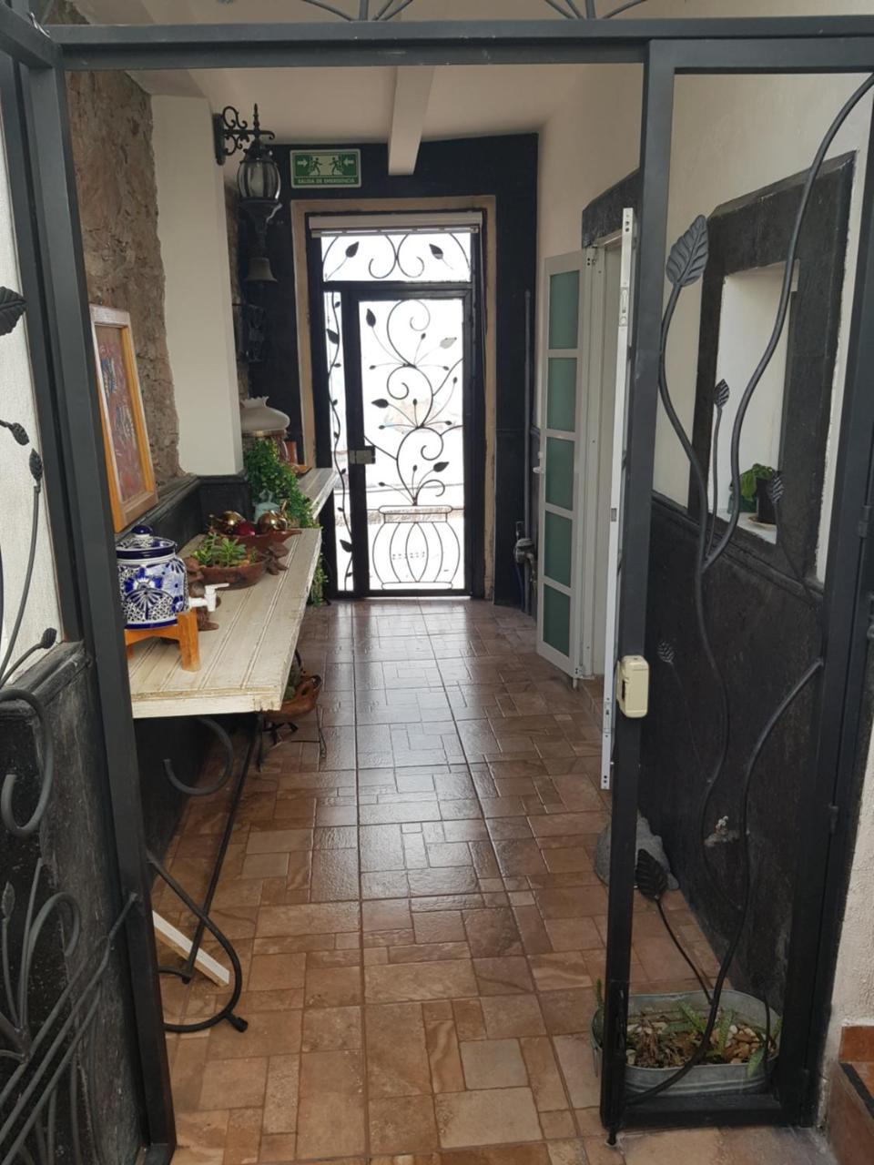 Hotel Tres Sofias Querétaro Екстериор снимка