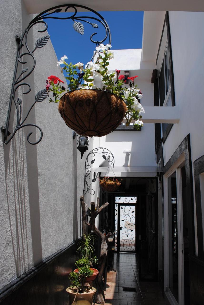 Hotel Tres Sofias Querétaro Екстериор снимка